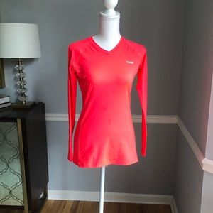 🌟 4/$20! Reebok hot pink // coral Play Dry shirt